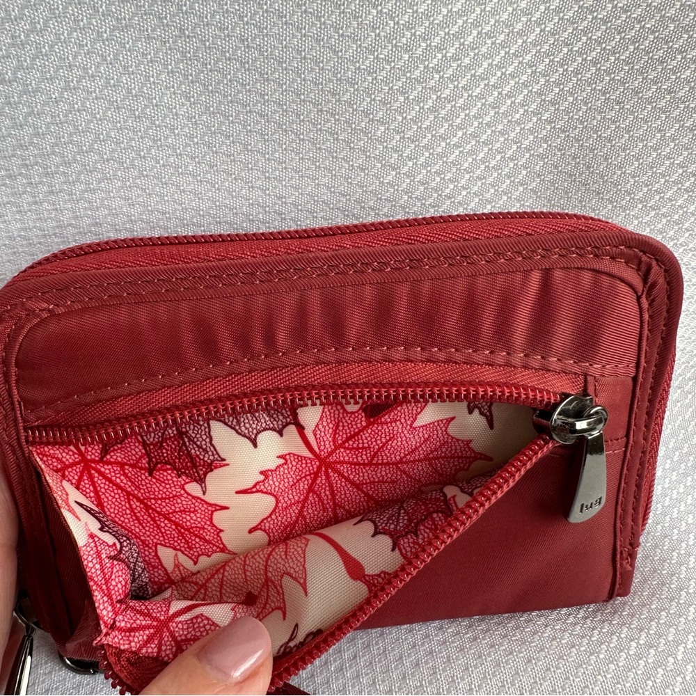 Lug Rodeo Quilted Wristlet - Picture 4 of 8